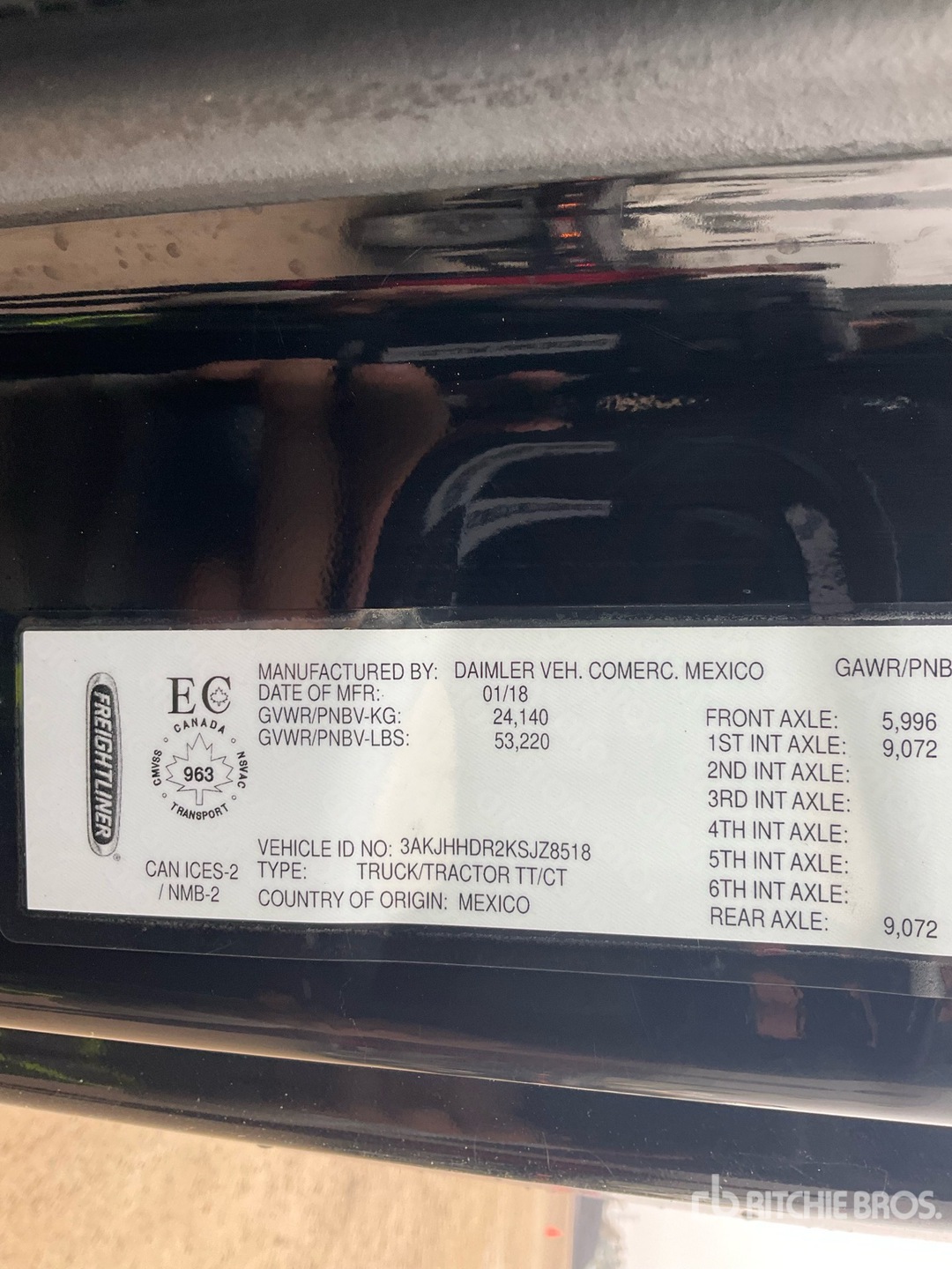 2019 Freightliner CASCADIA 126
