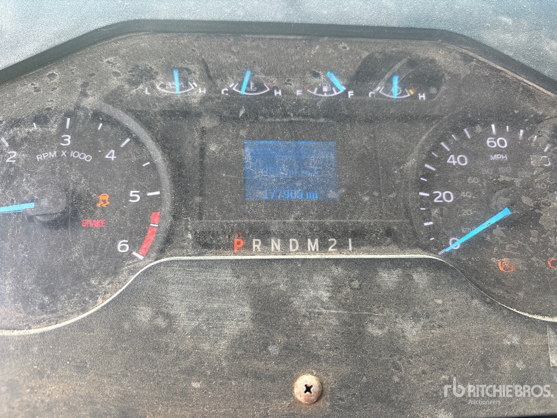2022 Ford E-450