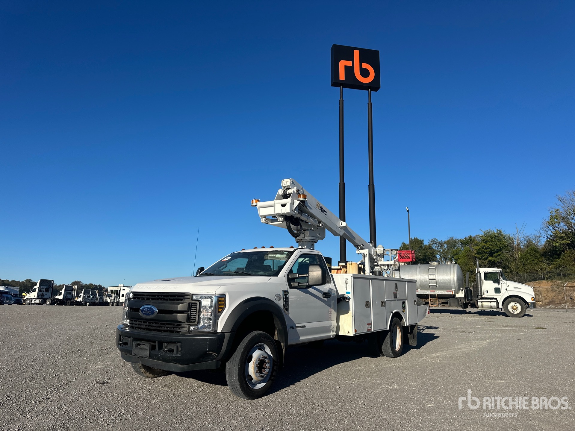 Photo of 2019 Ford F-550