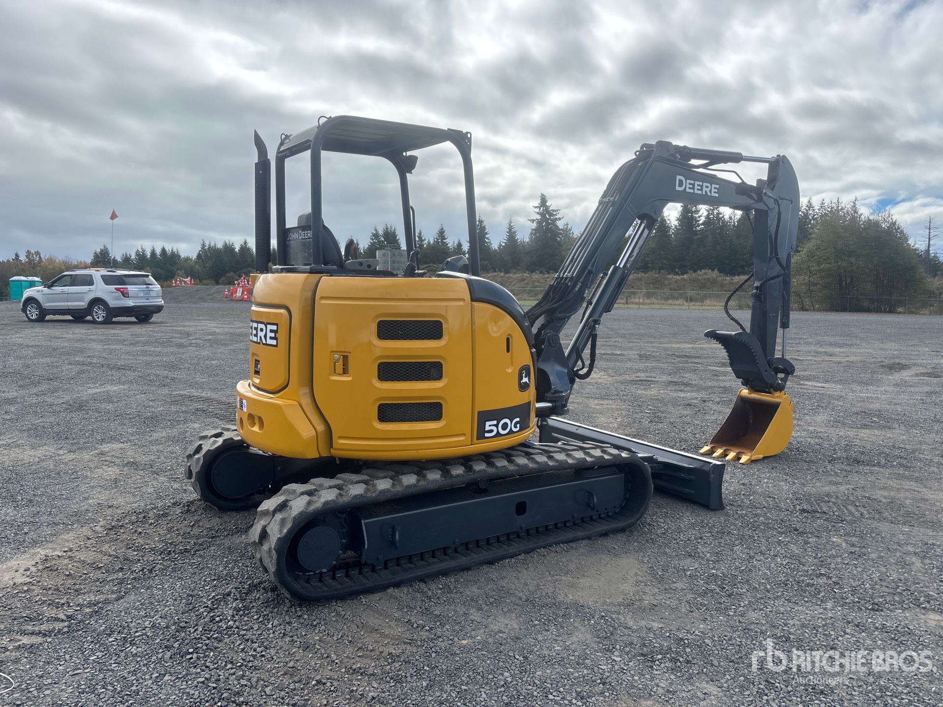 2017 John Deere 50G