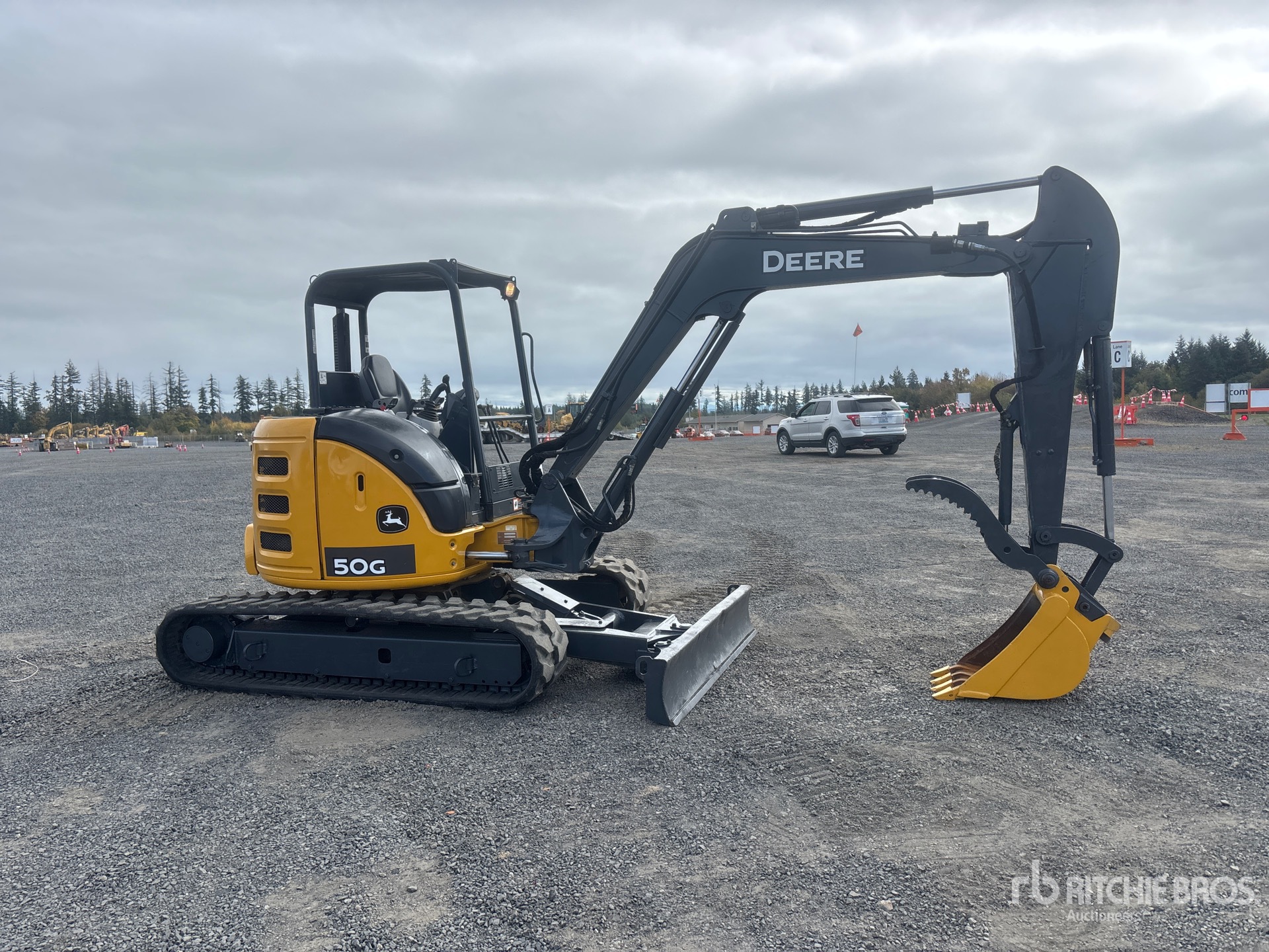 2017 John Deere 50G