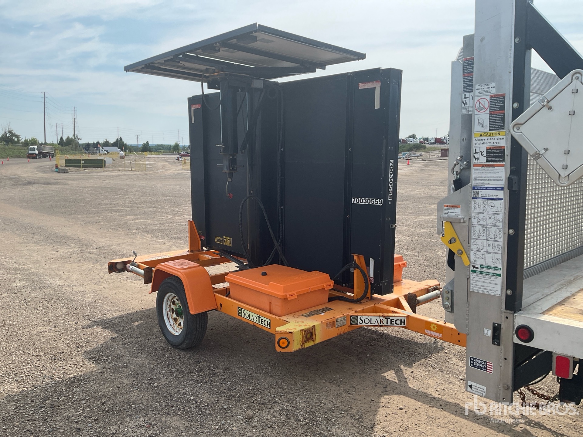 2018 Solar Tech SM-MB-1548