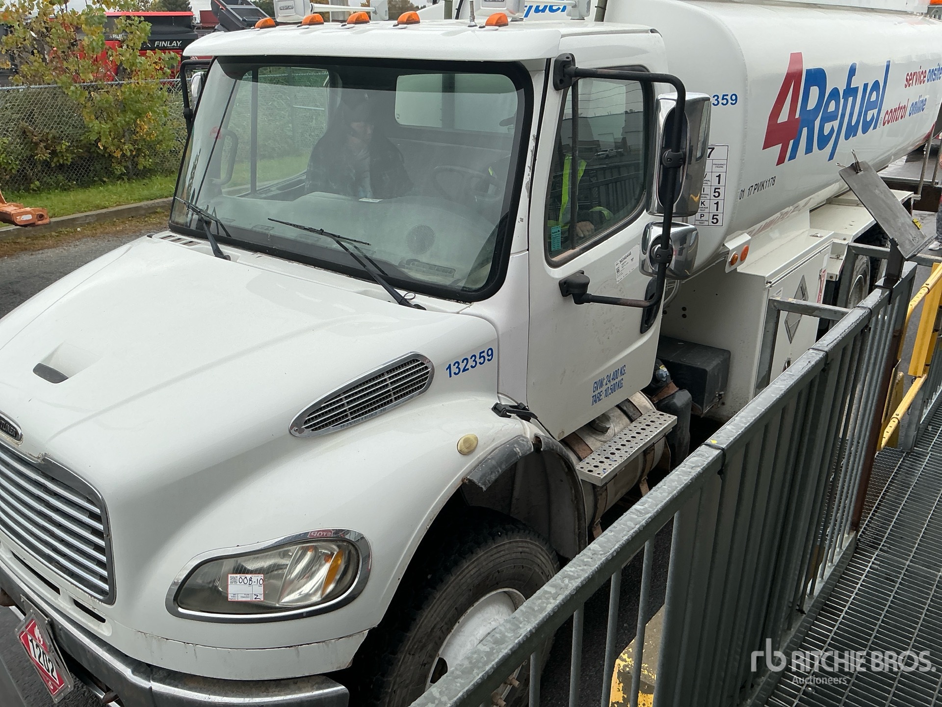 2013 Freightliner M2 106