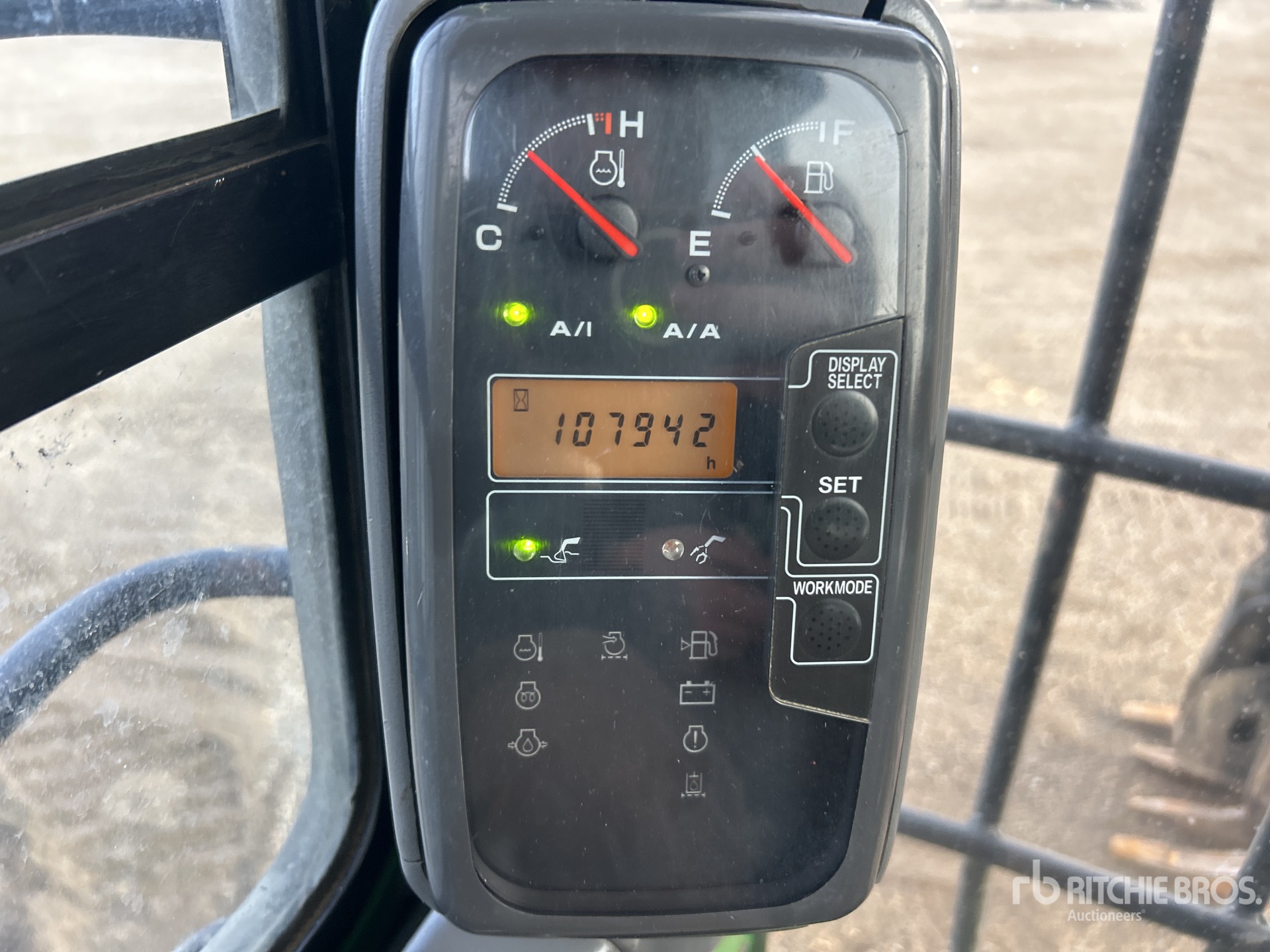 2016 John Deere 2154D