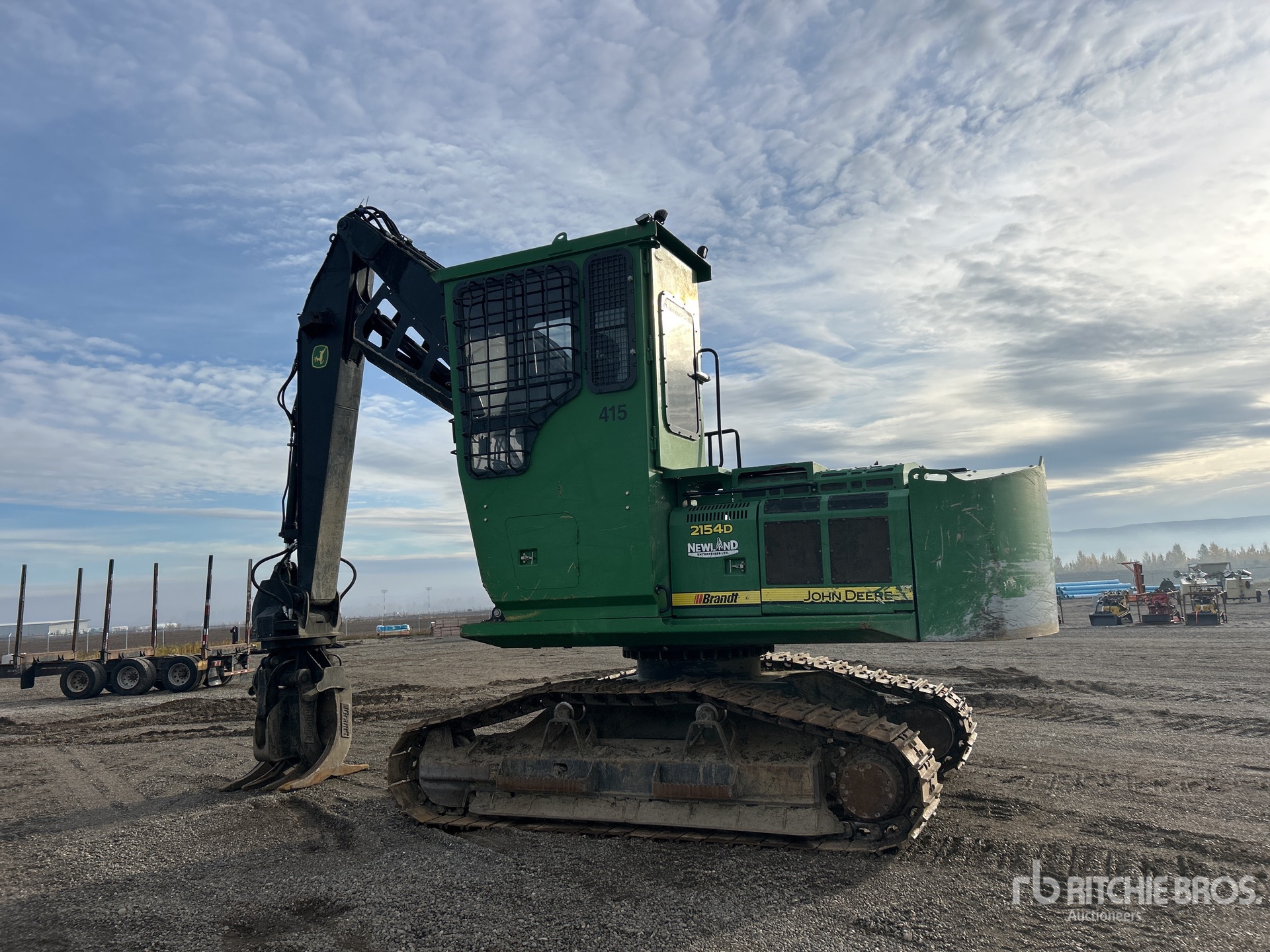 2016 John Deere 2154D