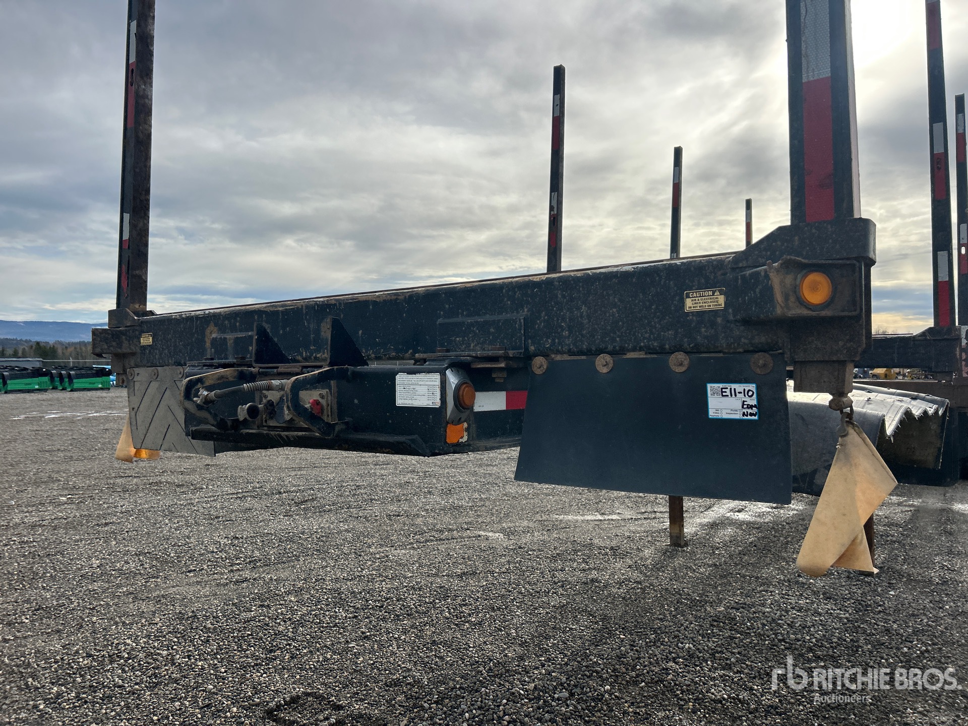 2016 Doepker 51 ft Tri/A Hayrack