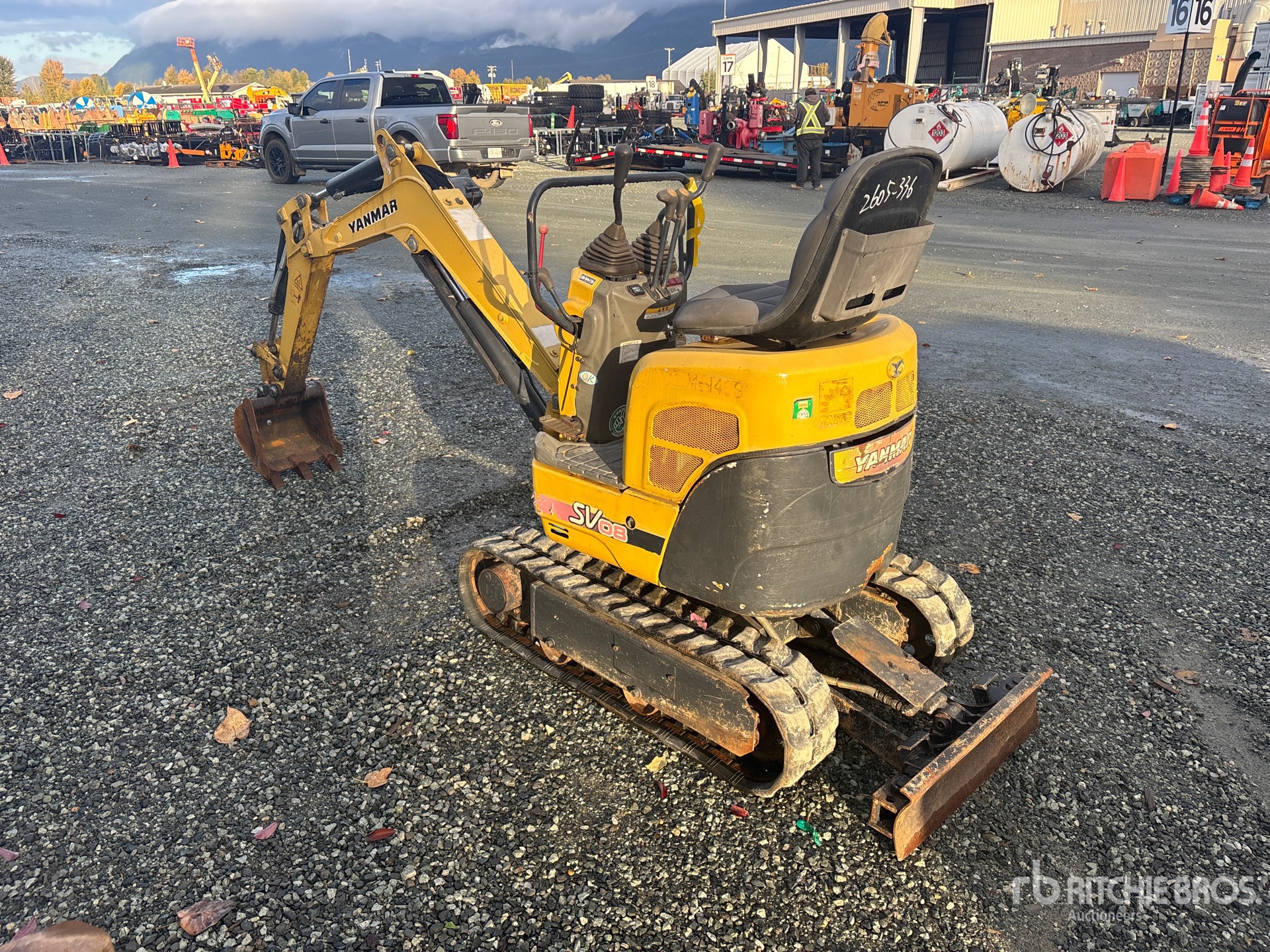 2012 Yanmar SV081A