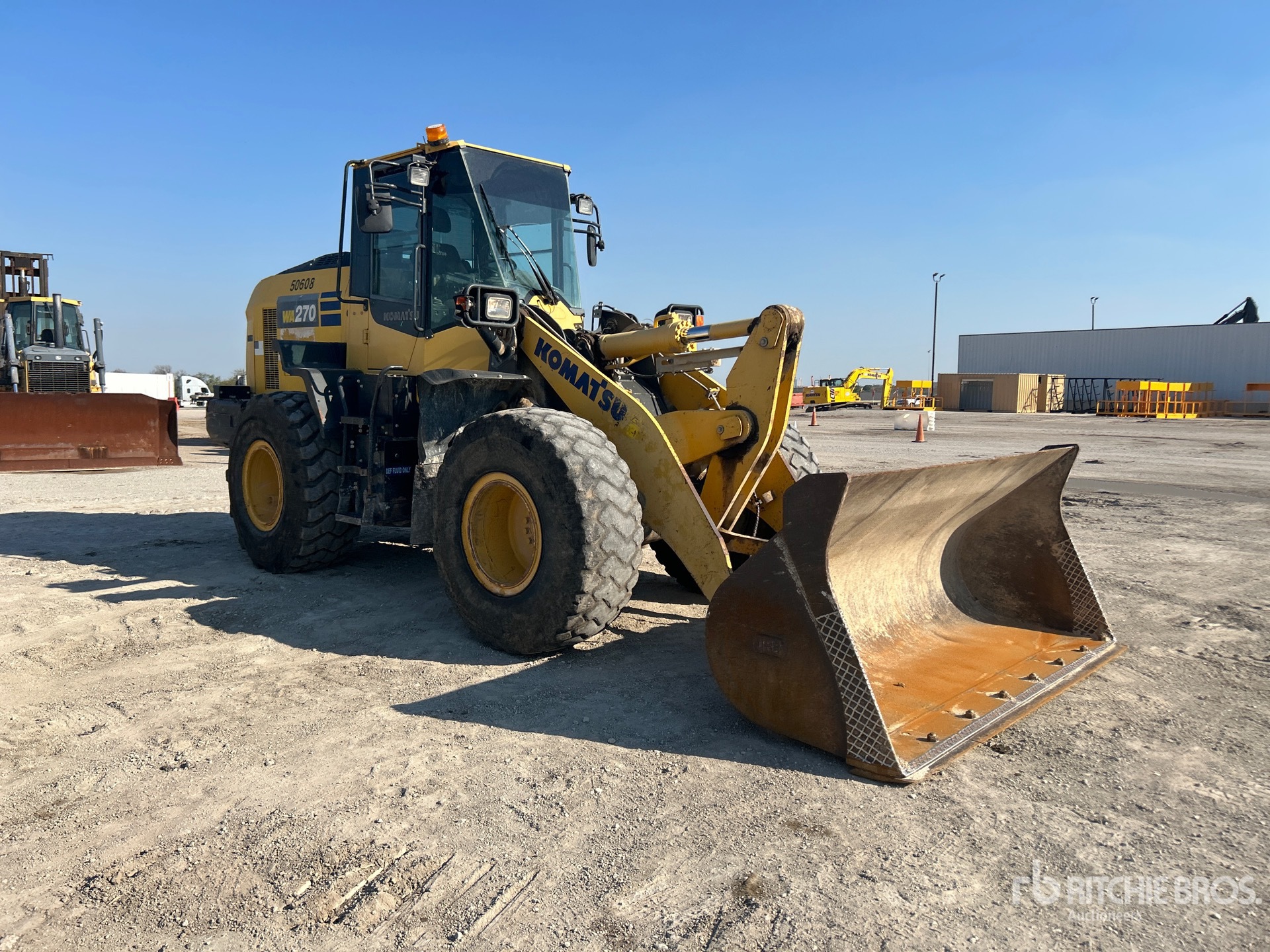 2017 Komatsu WA270-8