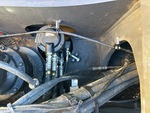 Hydraulics with Hydraulic Center Swivel