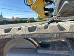 Undercarriage with Left Grouser Height