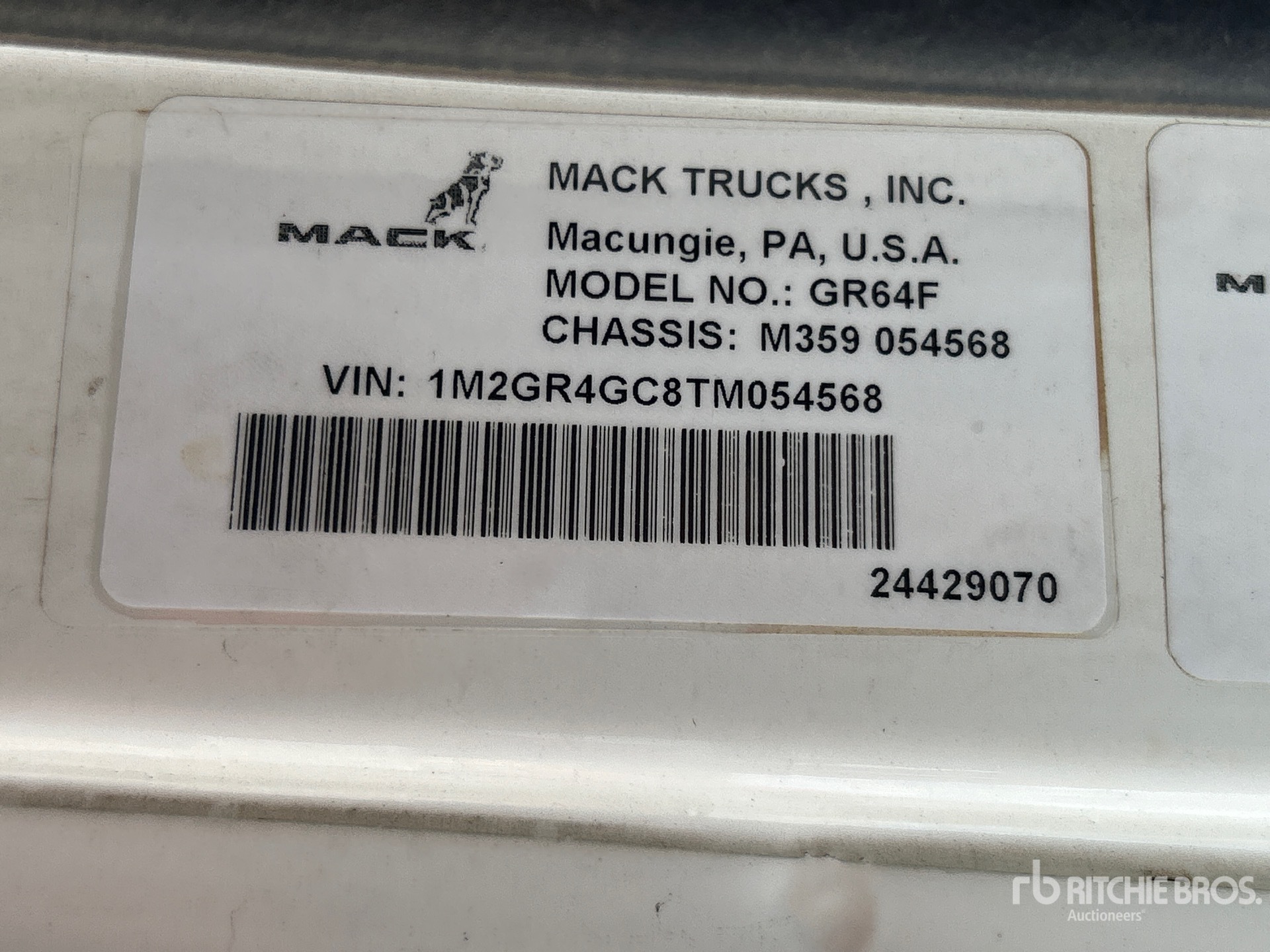 2026 Mack GR64F