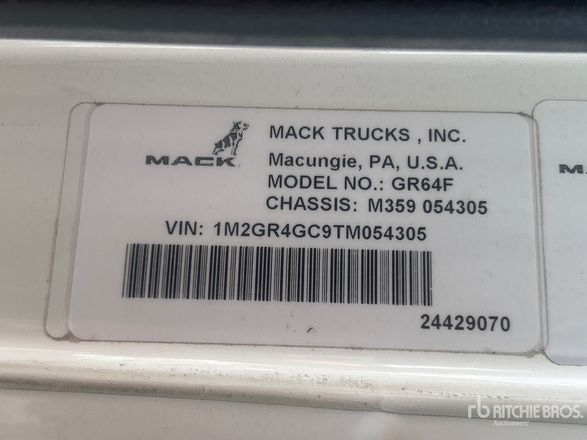 2026 Mack GR64F
