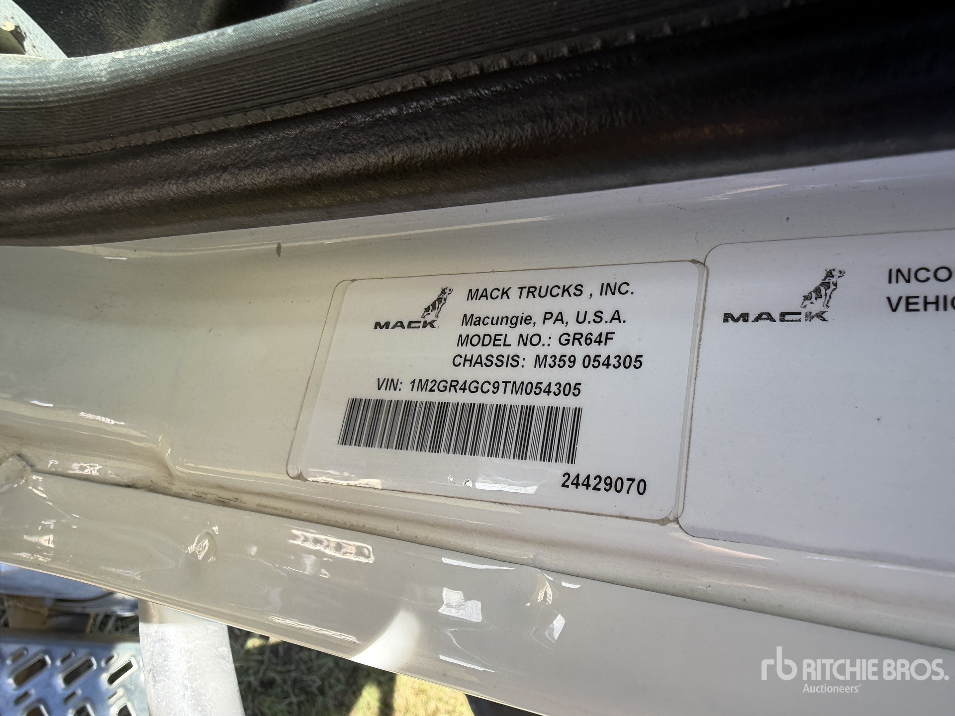 2026 Mack GR64F