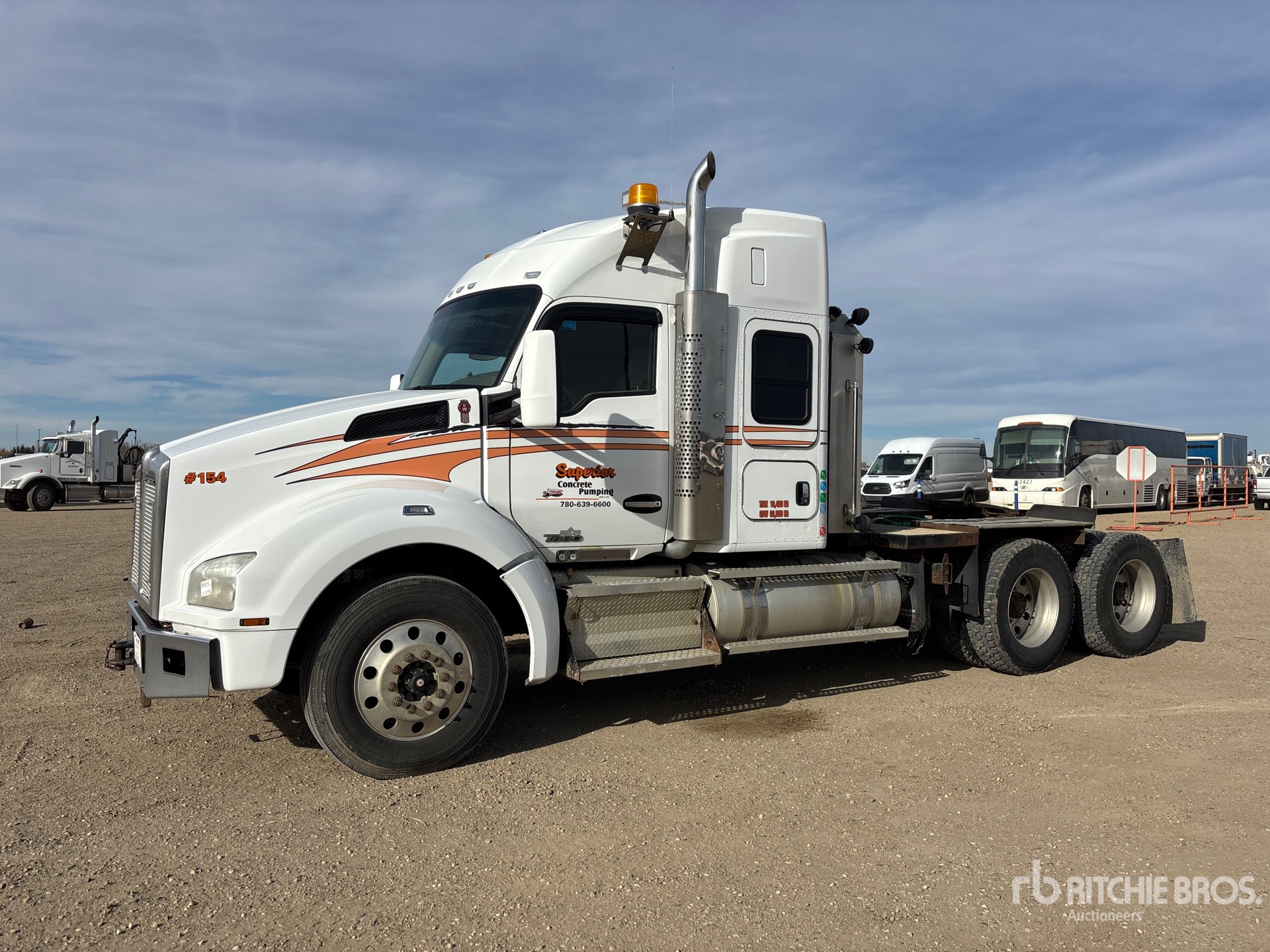 Photo of 2015 Kenworth T880