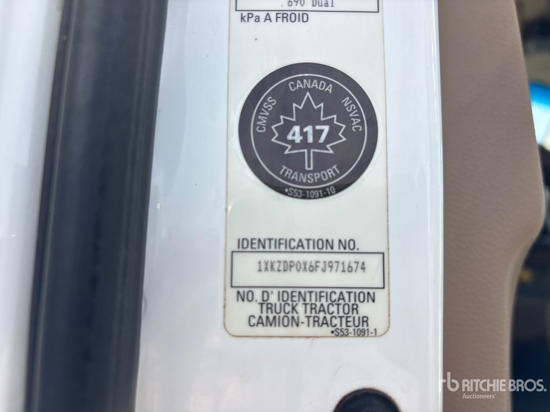 2015 Kenworth T880