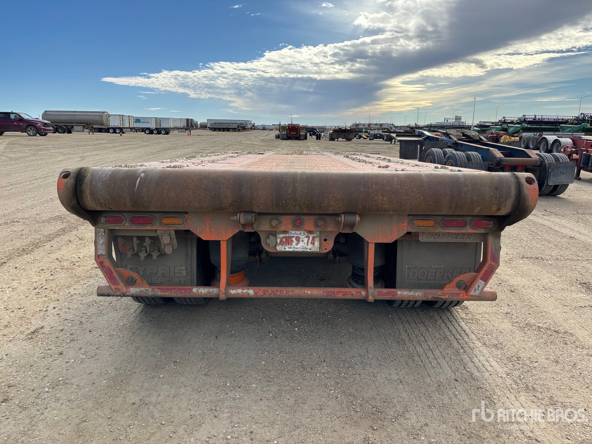 2017 Doepker 45 TON 55 FT TRI/A