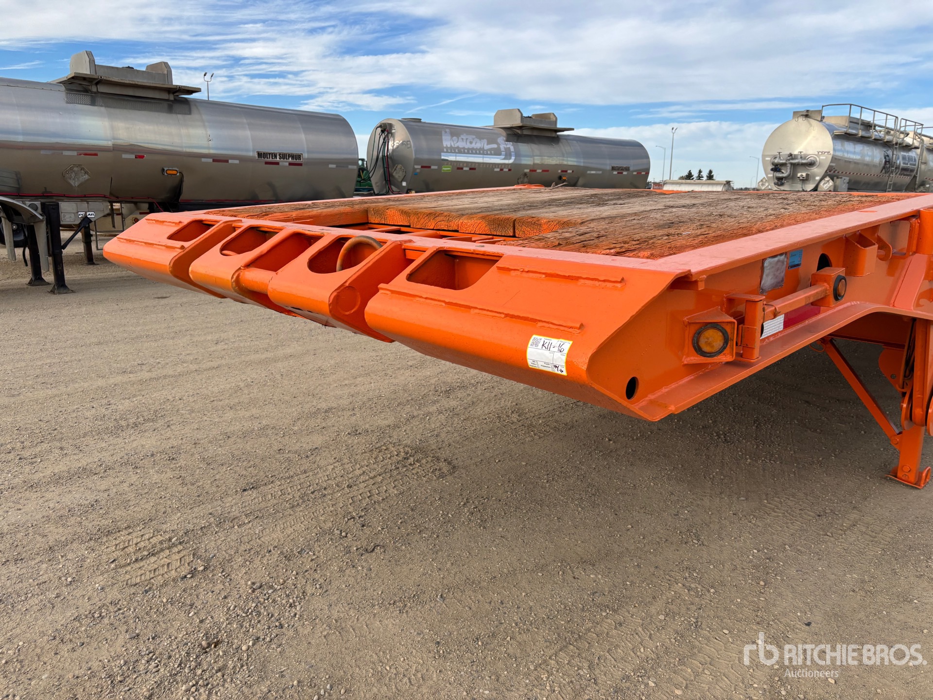 2009 Doepker 50 TON 52 FT TRI/A