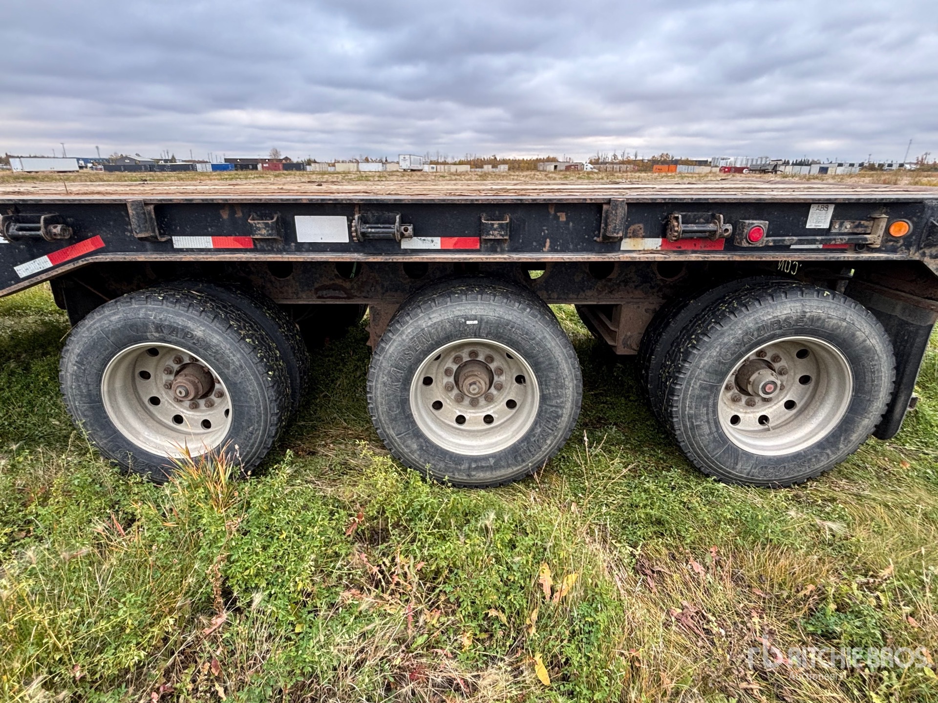 2005 Scona 49 FT TRI/A FLATBED
