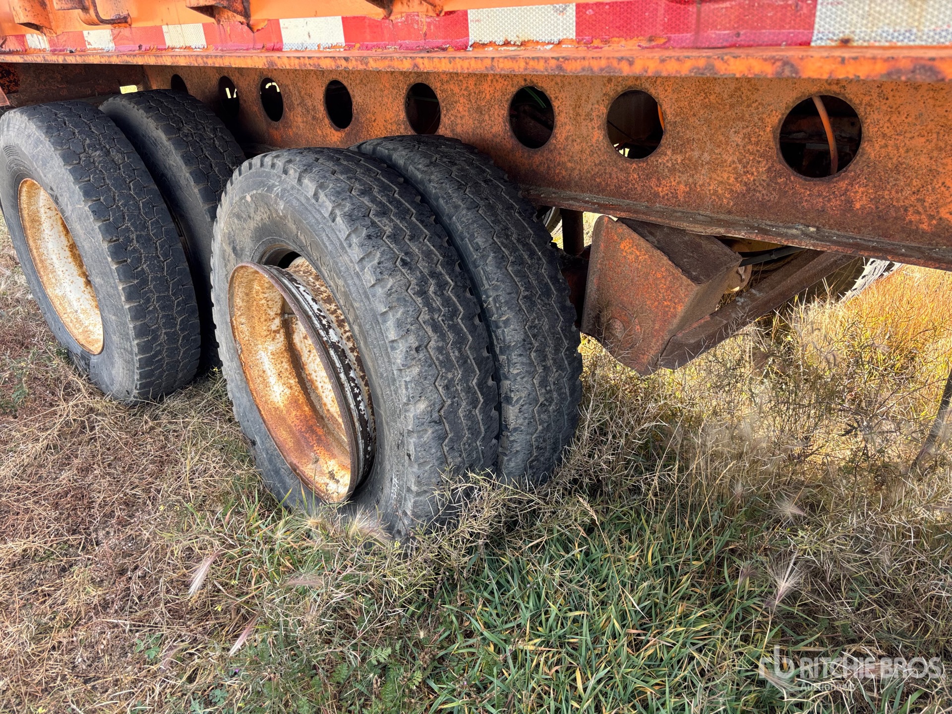 2002 Scona 50 FT TRI/A FLATBED 50 TON (INO ...