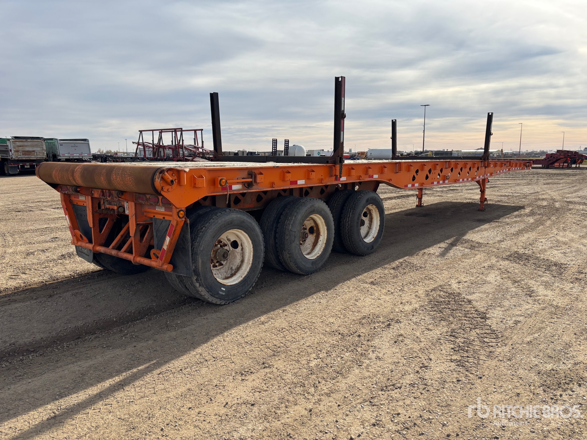 2006 Doepker 48 FT TRI/A FLATBED