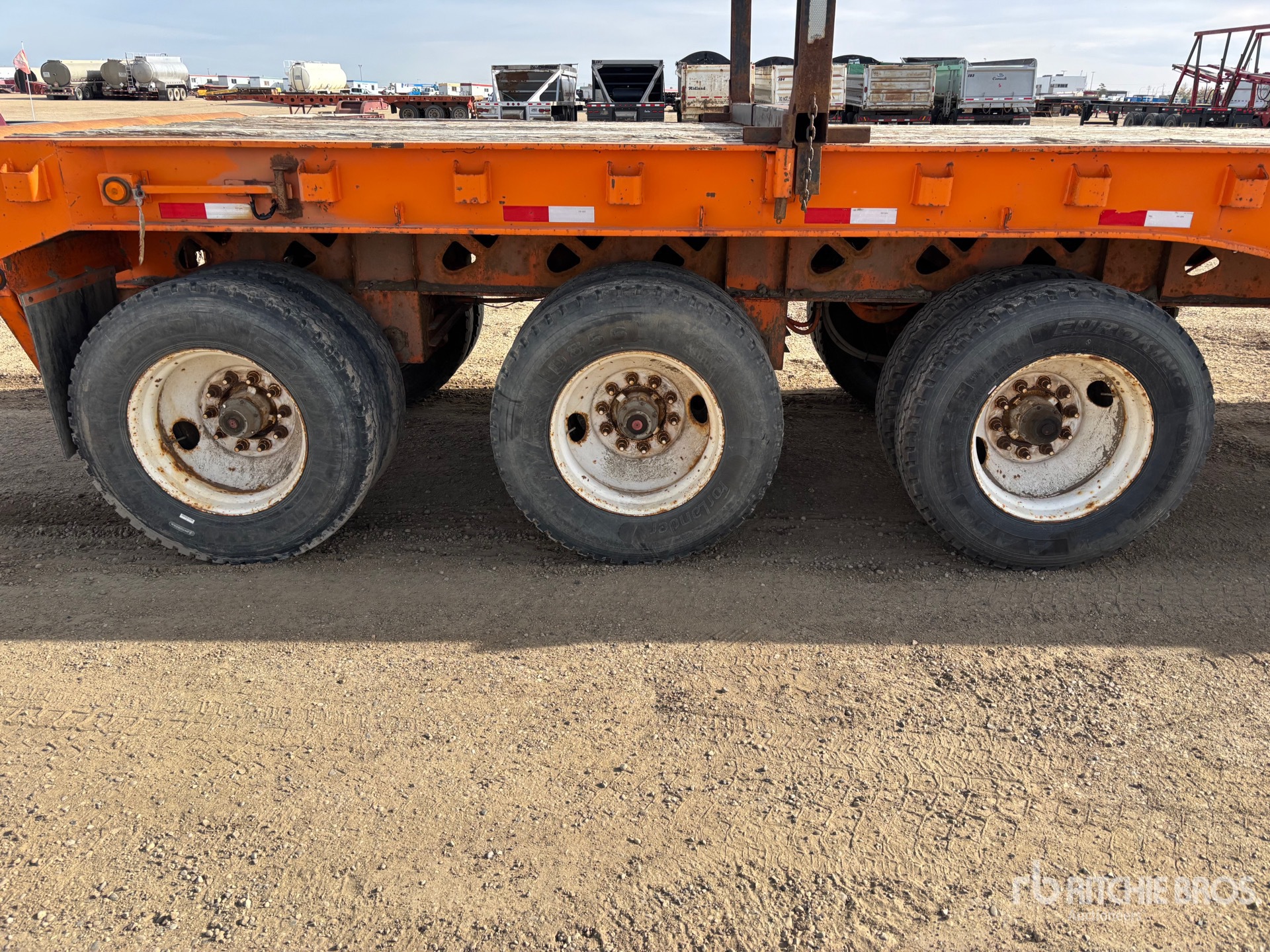 2006 Doepker 48 FT TRI/A FLATBED