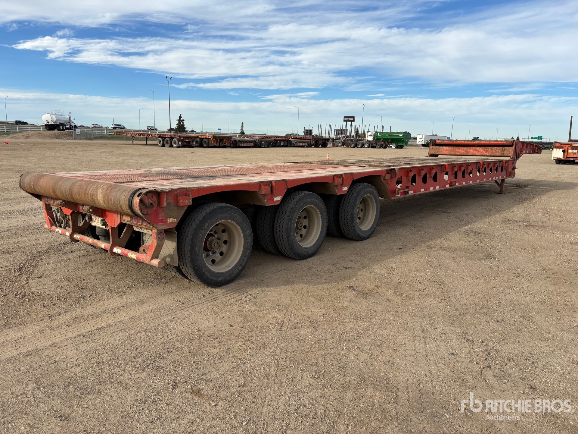 2014 Doepker 40 TON 53 FT TRI/A