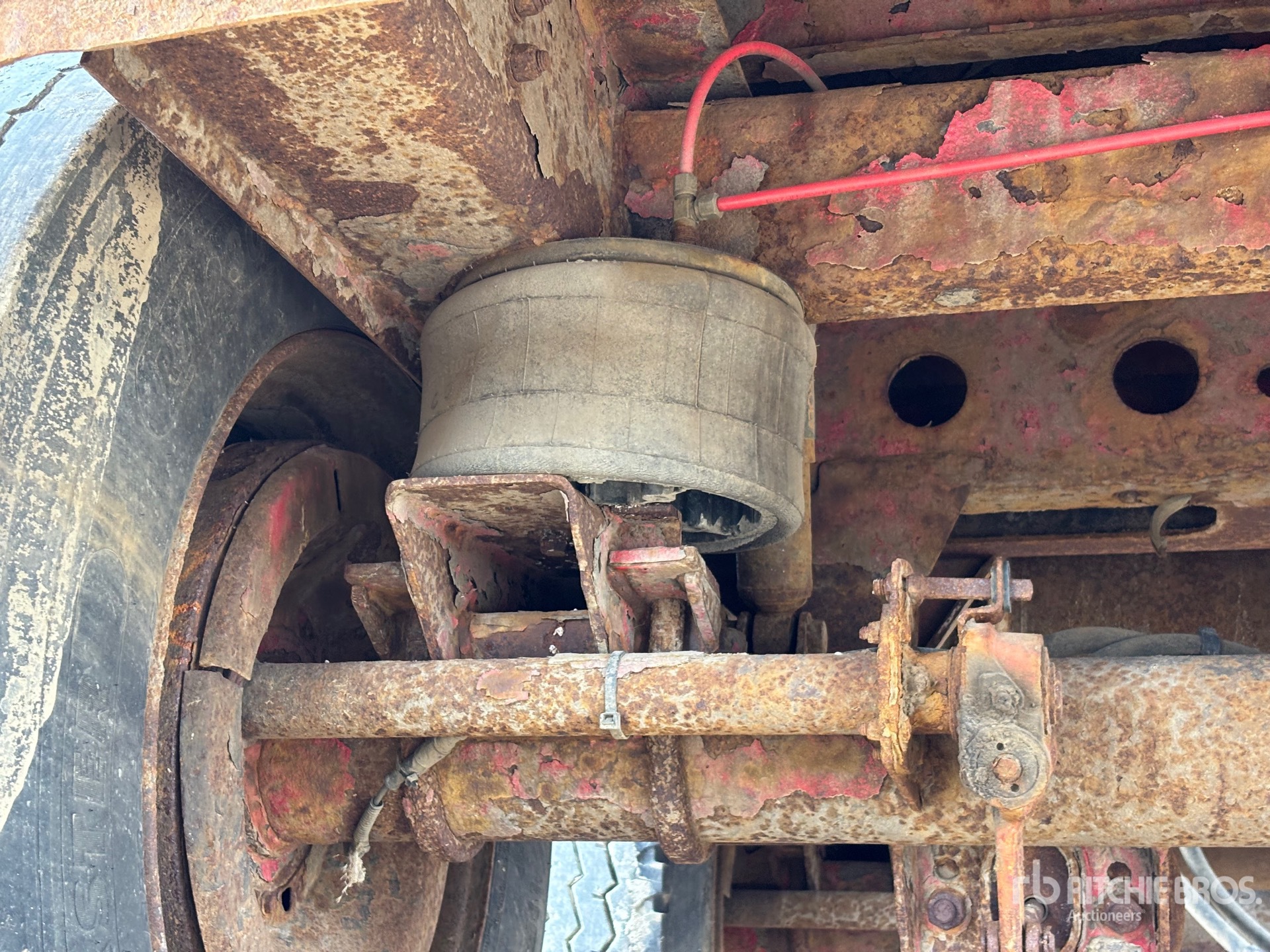 2007 Load King  48 FT TRI/A