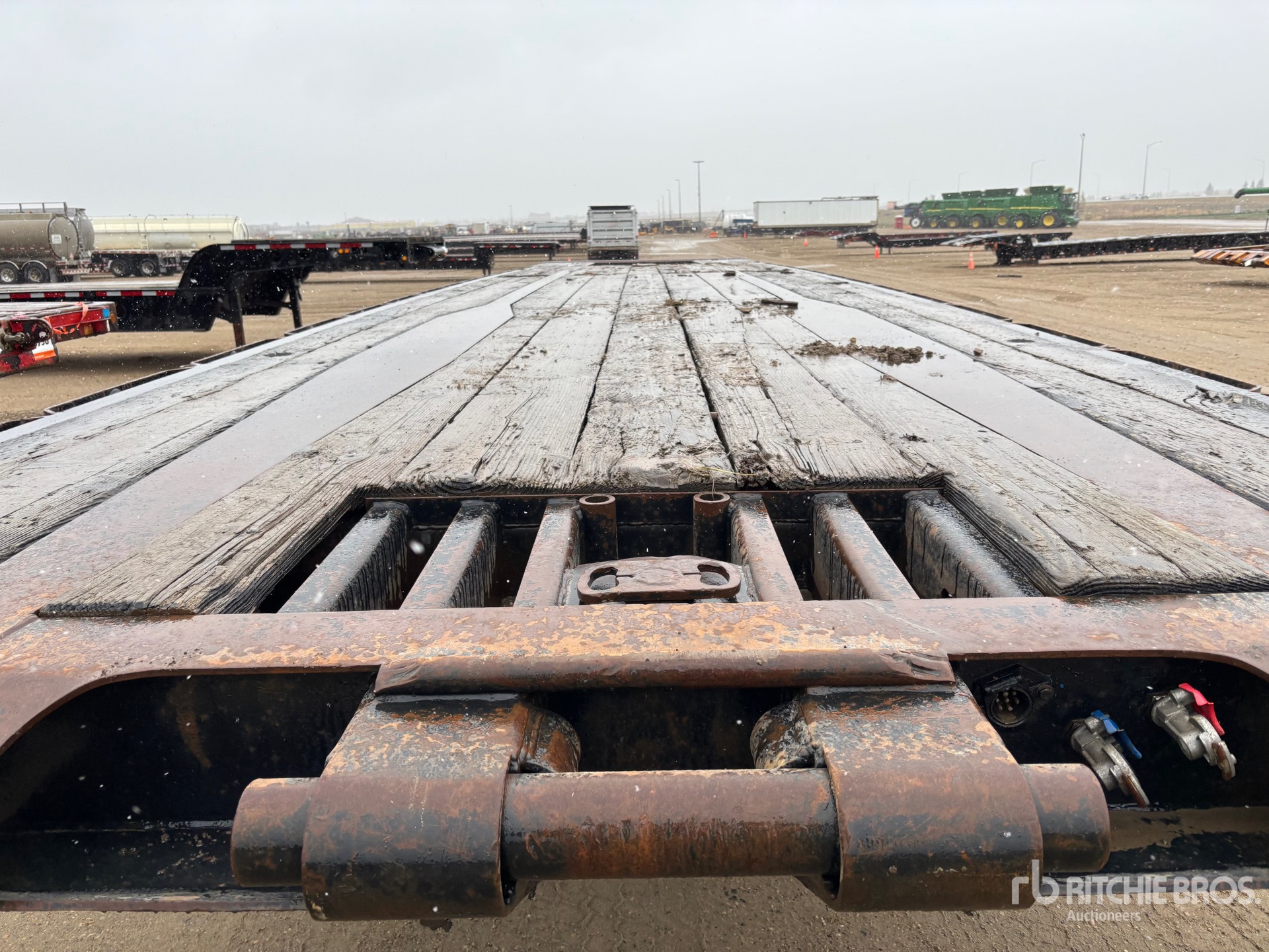 2005 Peerless 50 FT 16-WHEEL FLATBED