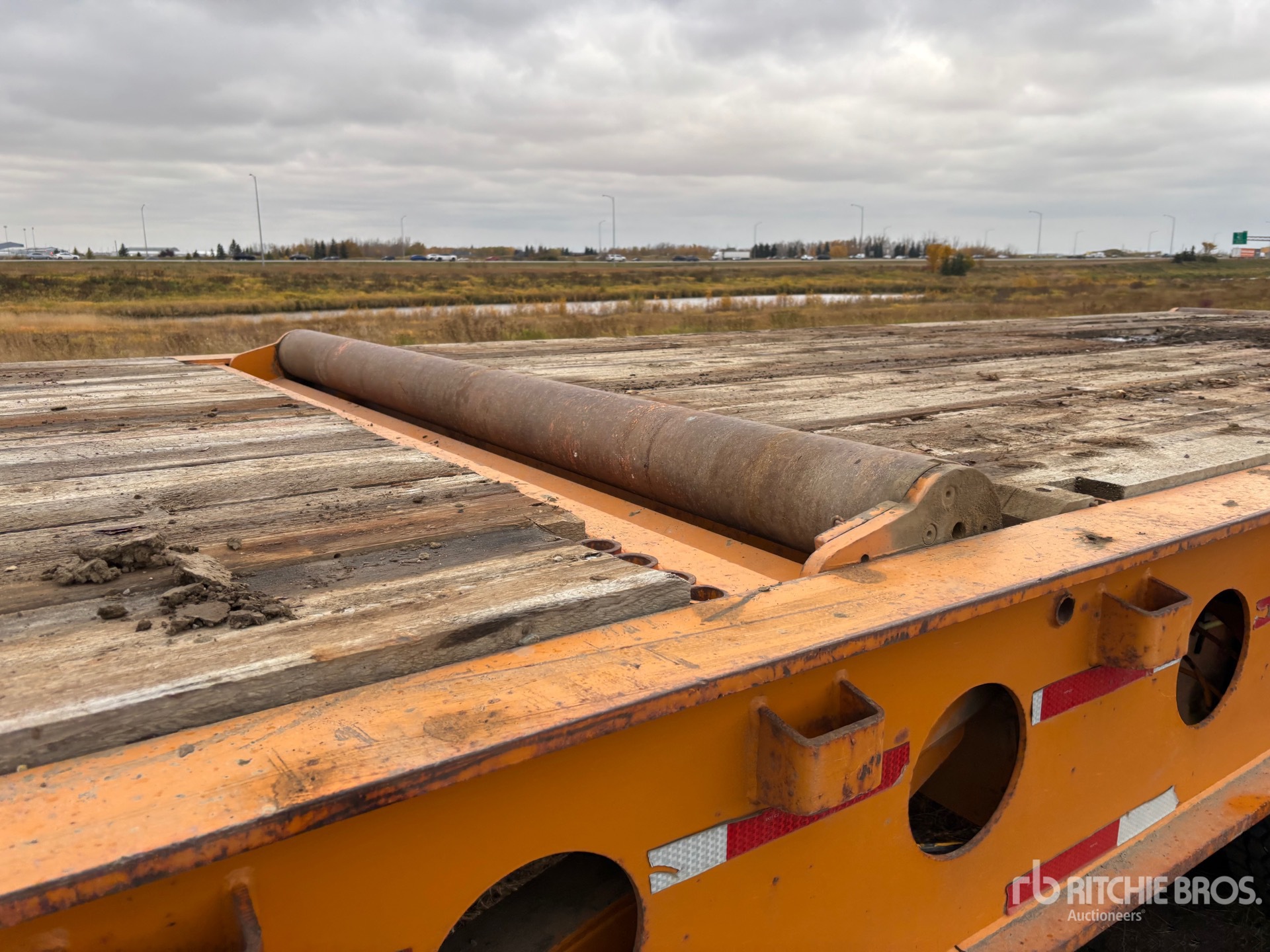 2001 Altec 50 FT 24-WHEEL FLATBED