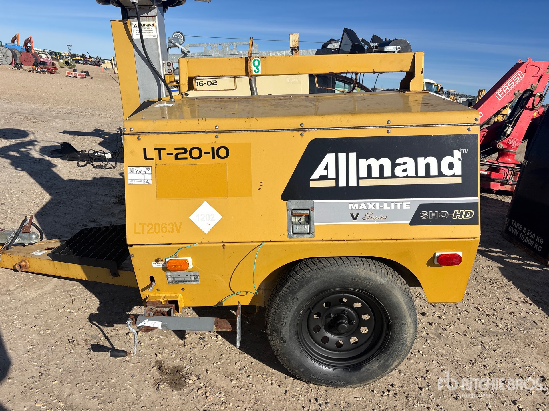2012 Allmand MAXI-LITE V SER