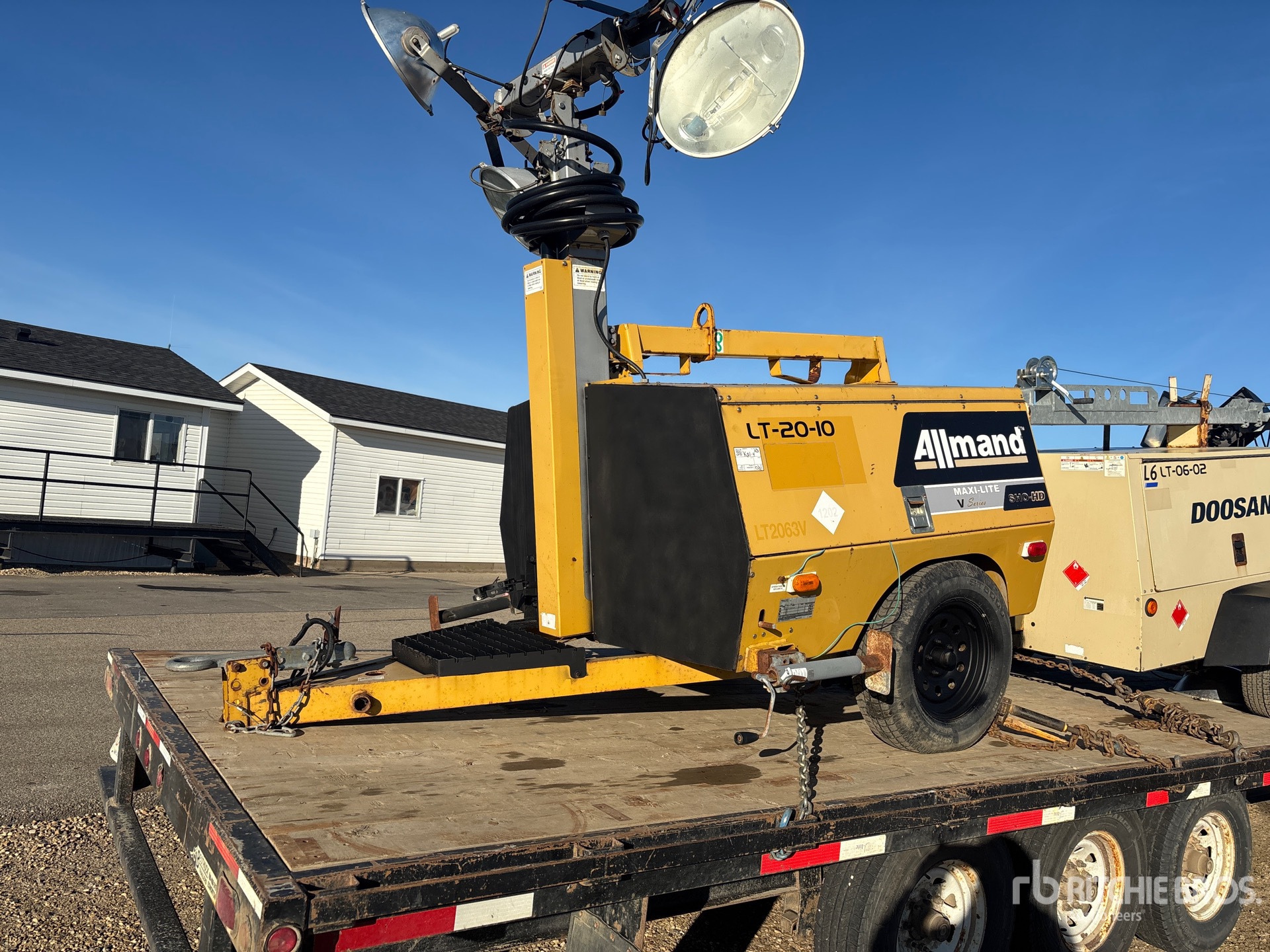 2012 Allmand MAXI-LITE V SER