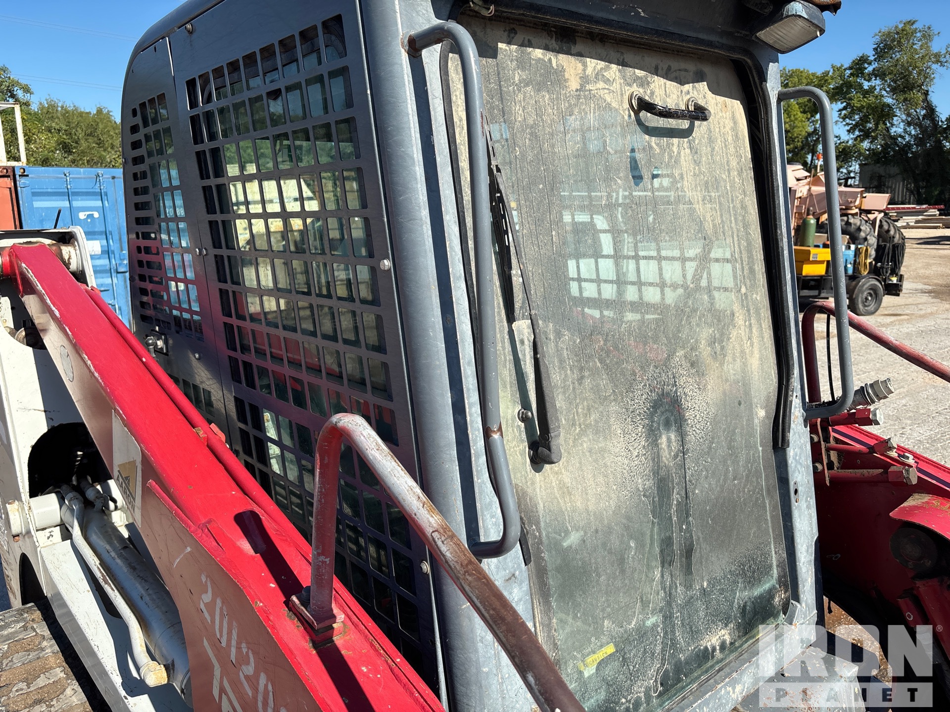 Takeuchi TL12