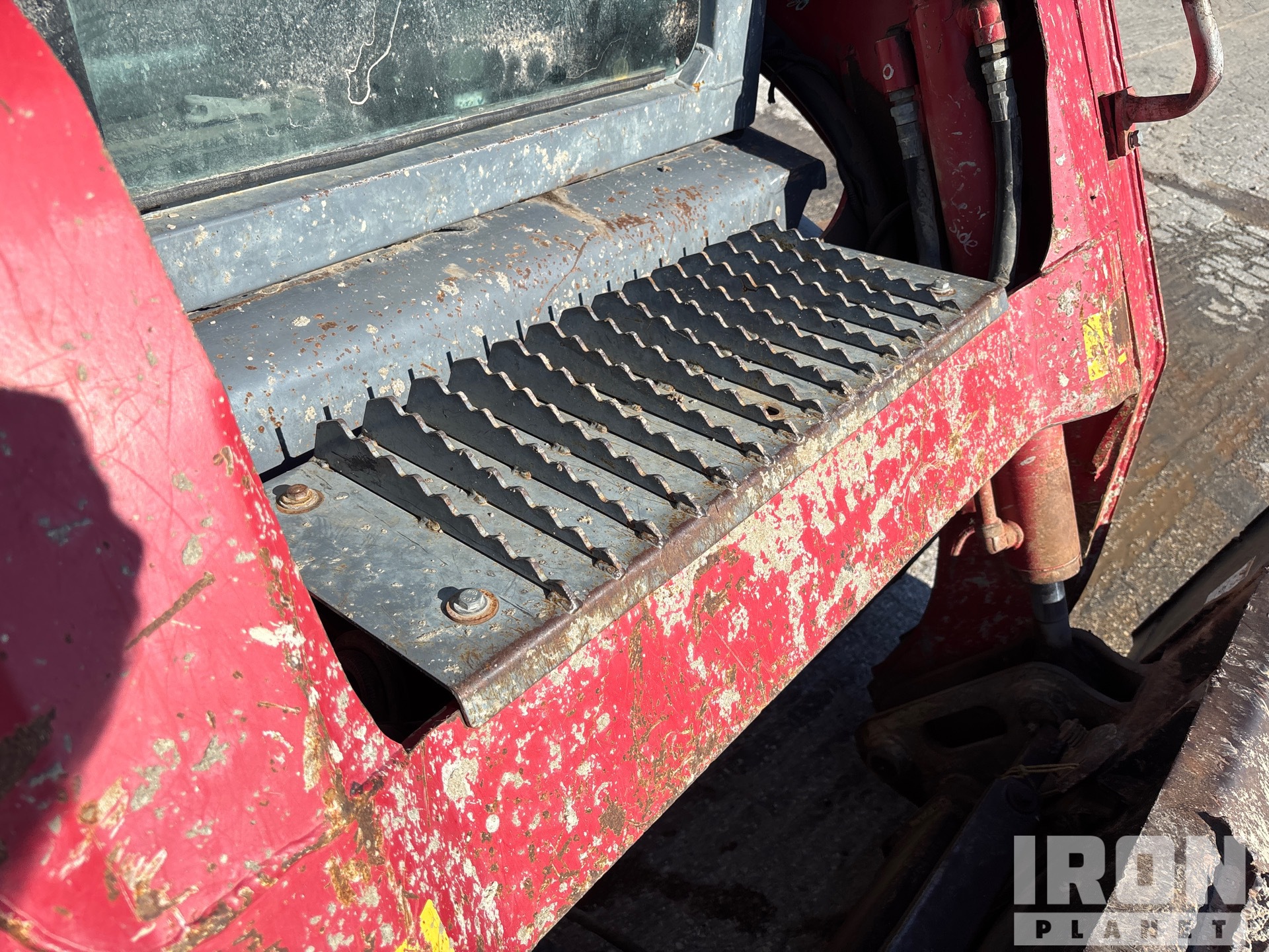 Takeuchi TL12