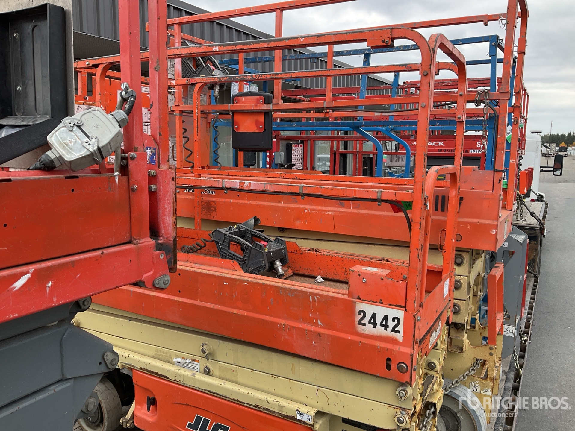 Photo of 2016 JLG 1930ES