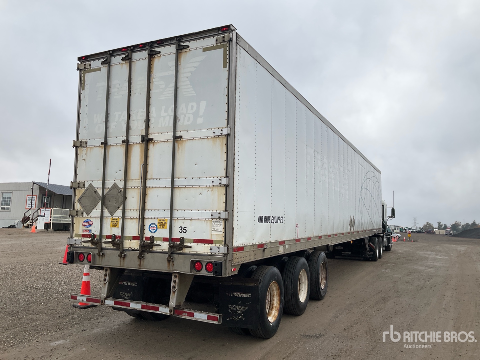 2005 Utility 53 FT T/A