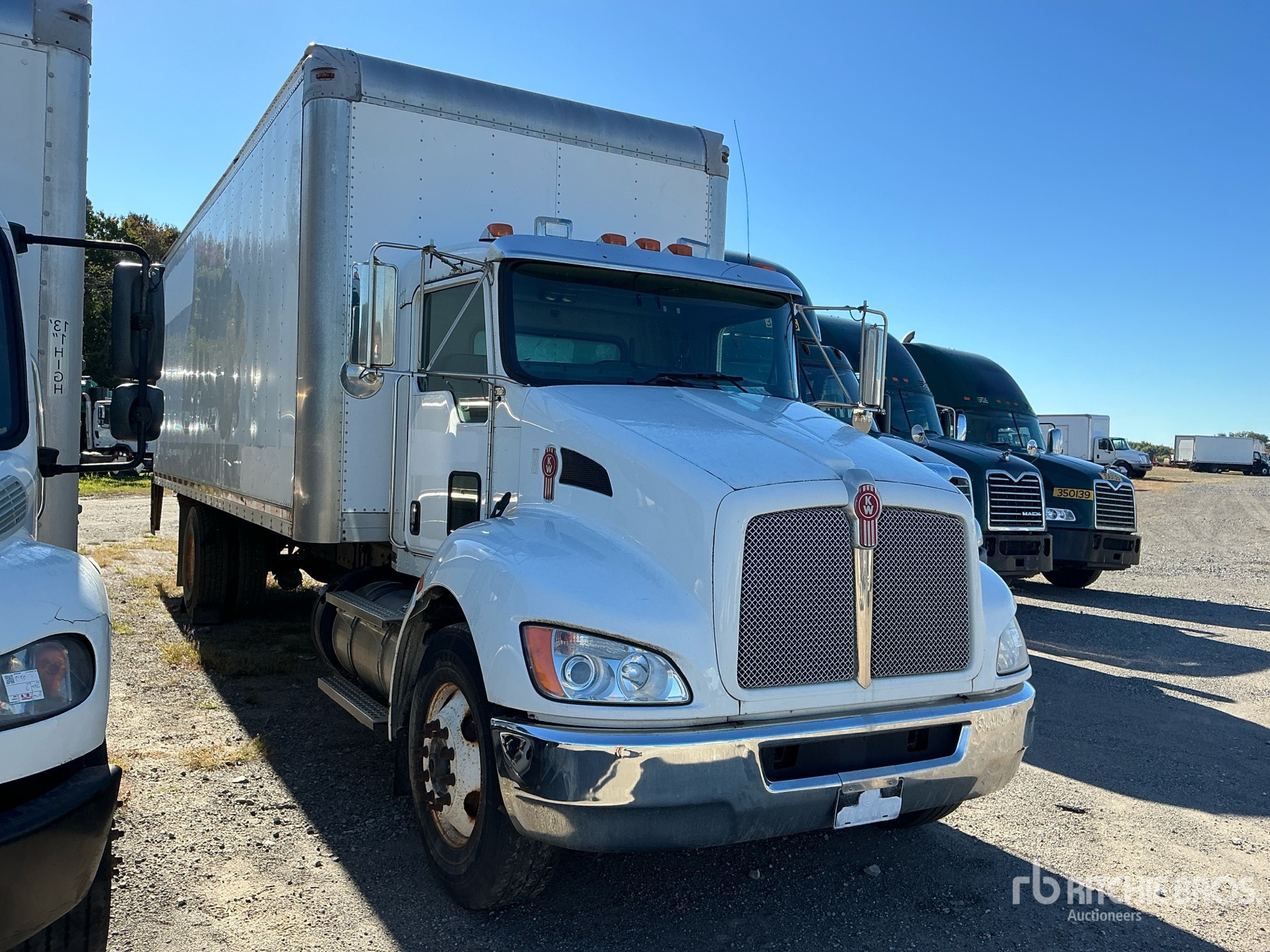 2015 Kenworth T270