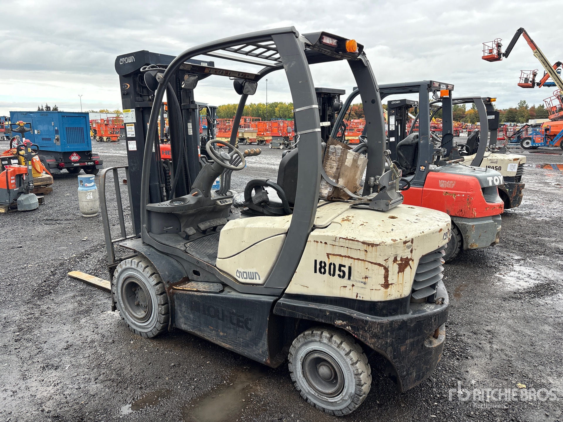 2014 Crown C51050-50