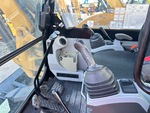 Control Station with Controles hidráulicos