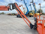 Chassis with Condizioni del braccio retrattile