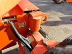 Hydraulics with Frame Leveling Cylinders
