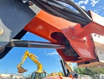 Hydraulics with Basket Tilt Cylinder