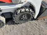 Podwozie with Right Front Tire