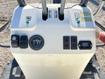 Control Station with Luces de advertencia del motor