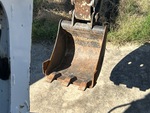 Specialty with Condición del cangilón de la excavadora