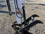 Hydraulics with Thumb Cylinder