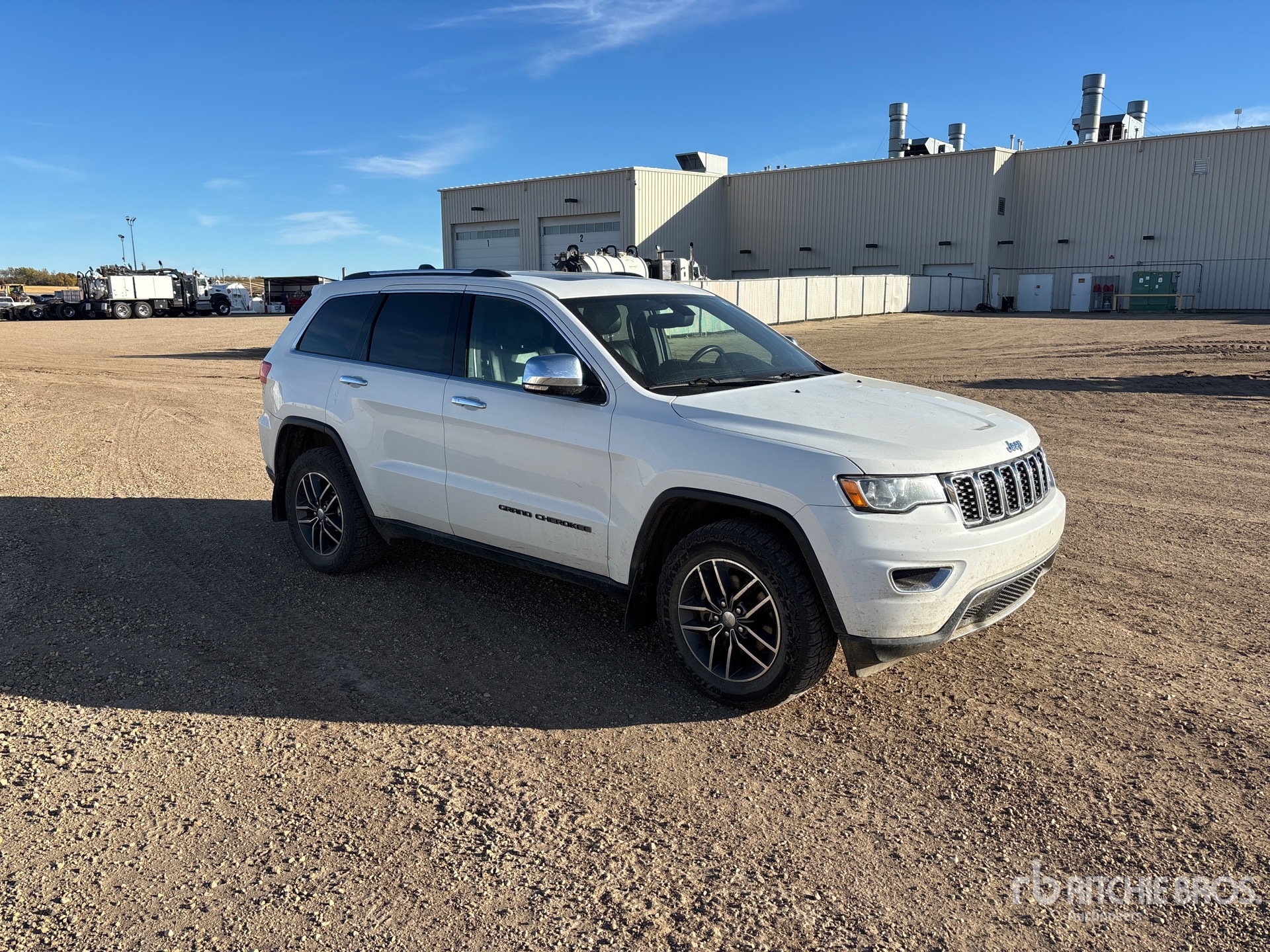 2017 Jeep GRAND CHEROKEE