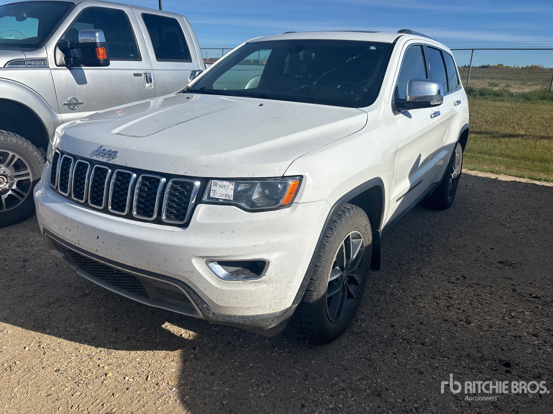 2017 Jeep GRAND CHEROKEE