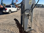 Hydraulics with Thumb Cylinder