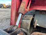 Hydraulics with Bucket Tilt Cylinders