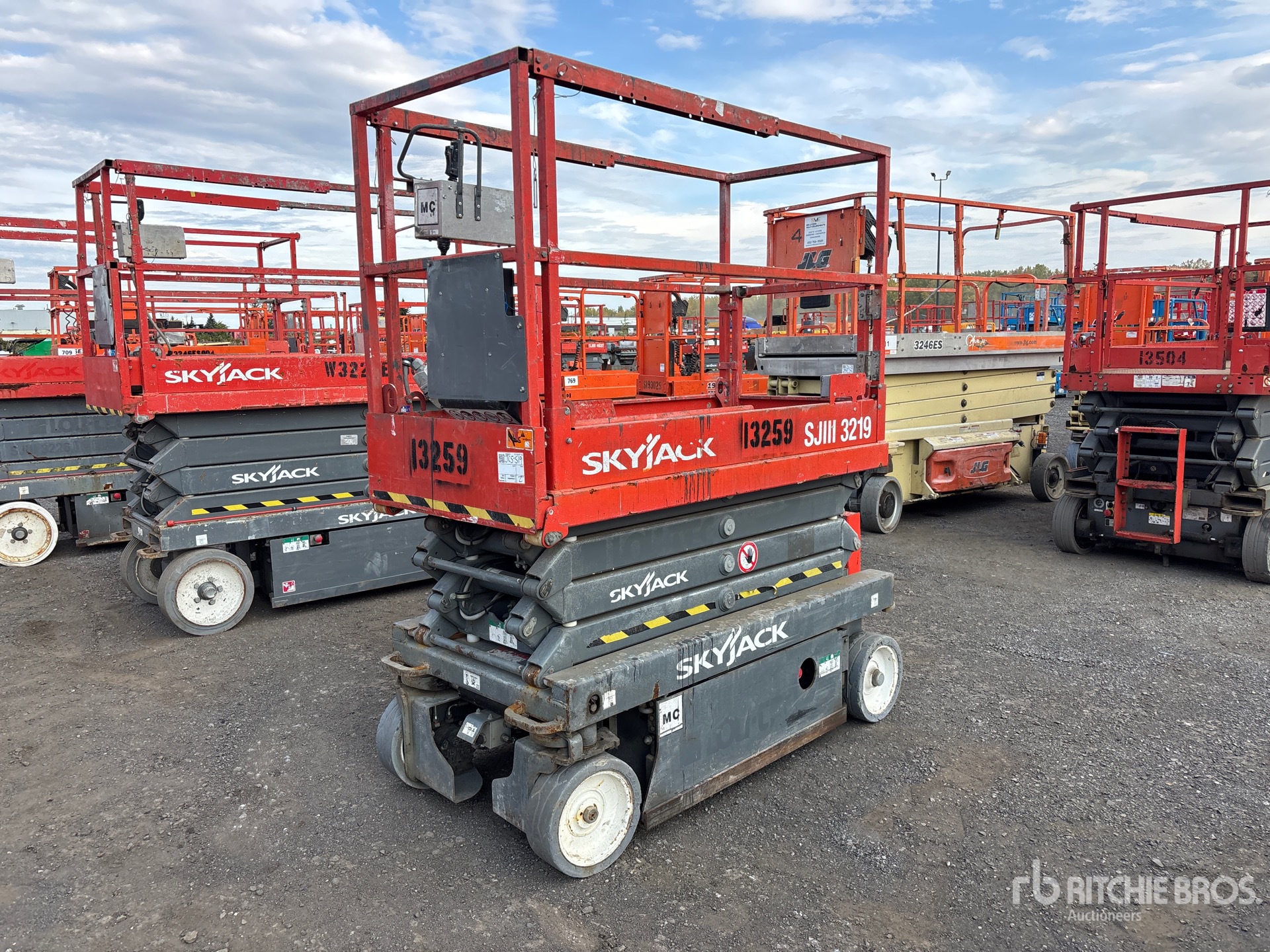 Photo of 2019 Skyjack SJIII3219